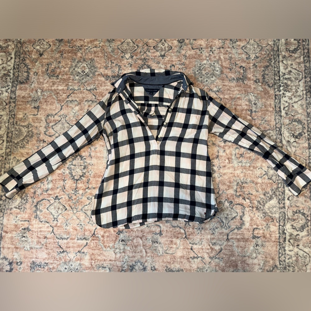 Tommy Hilfiger Navy Blue, Pink and White Plaid Button-Up Shirt Size M
